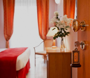 Отель Hotel Kennedy  Римини